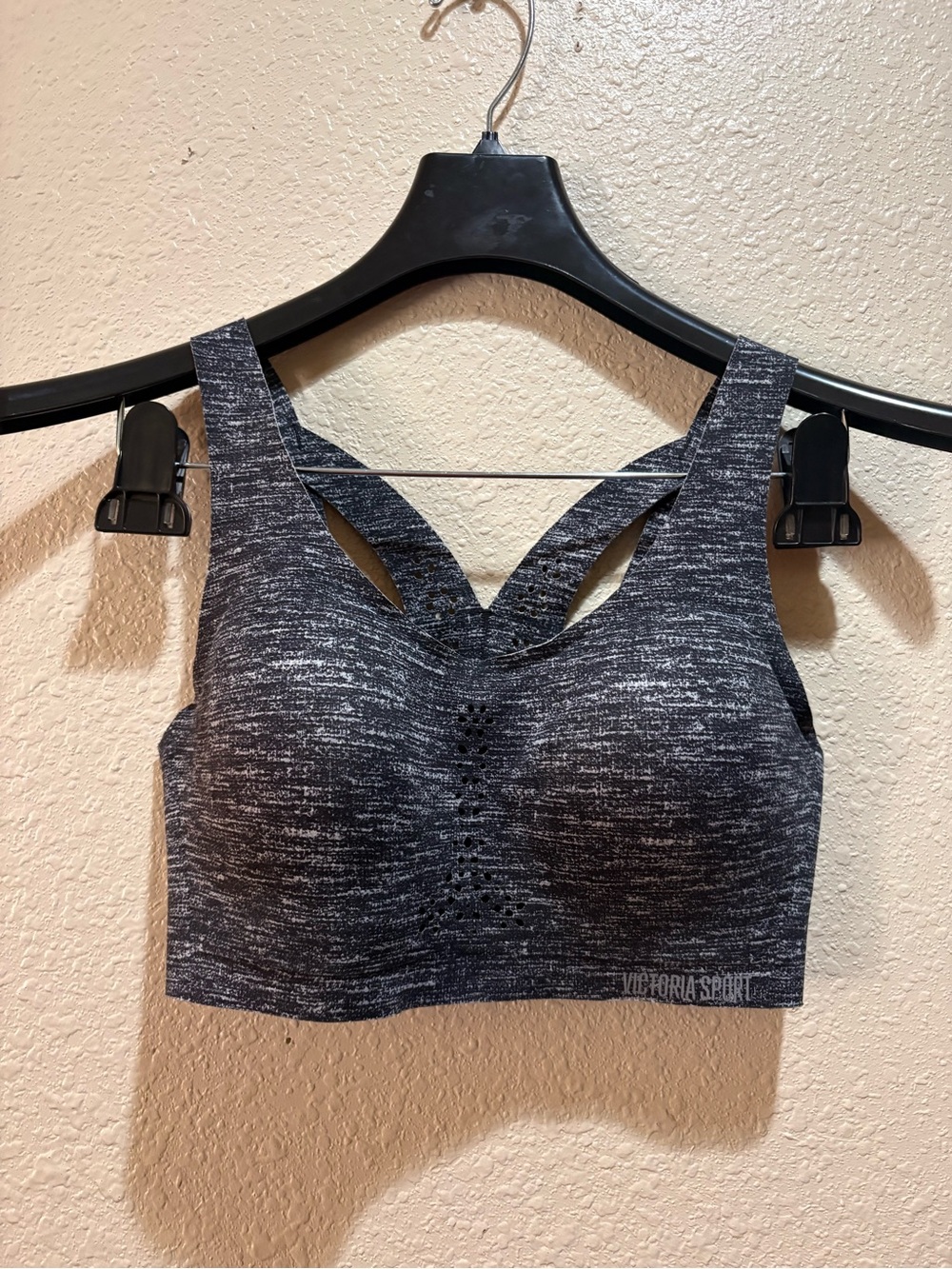 Victoria's Secret Gray Heather Seamless Sports Bra